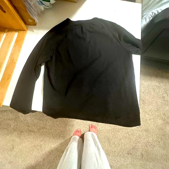 Sweater - Picture 2 of 4